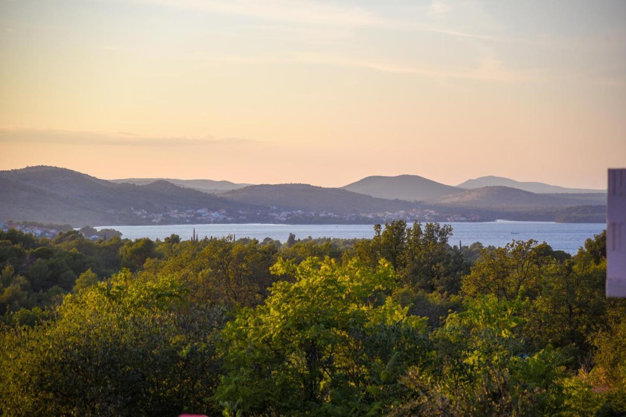 Holiday Home Hacienda Bilice Sibenik Ngoại thất bức ảnh